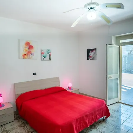 Casa Gino A 70 Mt Dalla Di Semesterbostad *