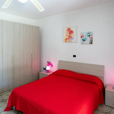 Casa Gino A 70 Mt Dalla Di Semesterbostad *
